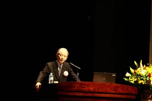 Lecture by Prof. Nonaka, Emeritus Professor, Hitotsubashi University